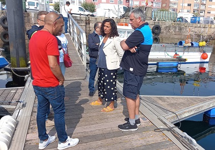 Visita ó porto de Cangas
